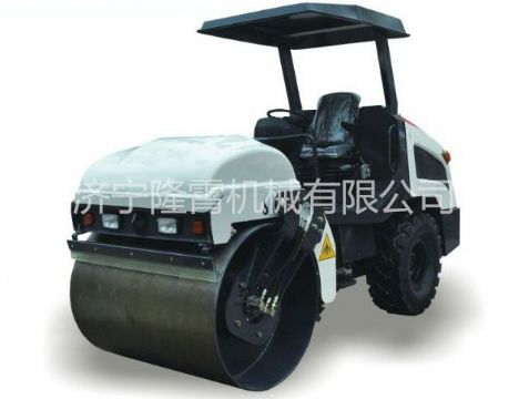 點擊查看詳細信息<br>標題：4噸單鋼輪振動壓路機 閱讀次數：2198